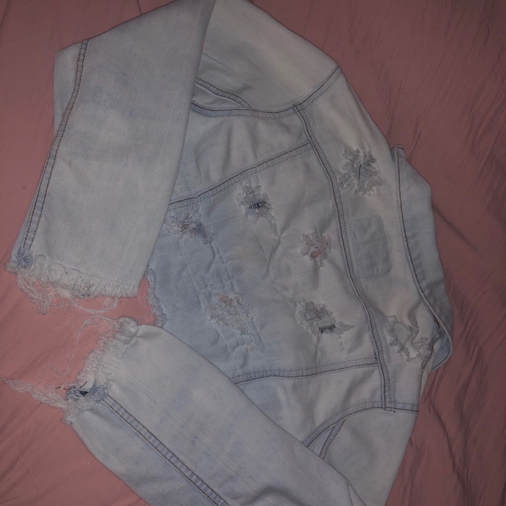 Jean jacket - Picture 3 of 4